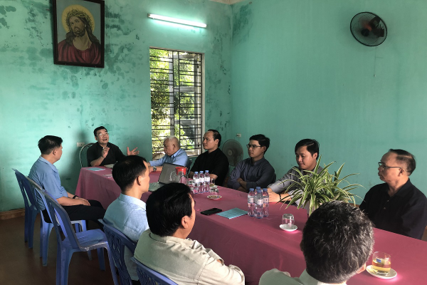 Các Linh mục Giáo hạt Tây Hưng Yên tĩnh tâm tháng 10 năm 2021