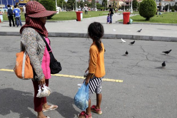 Từ “giấc mơ Mỹ” đến “Hy vọng mới cho trẻ em Campuchia”