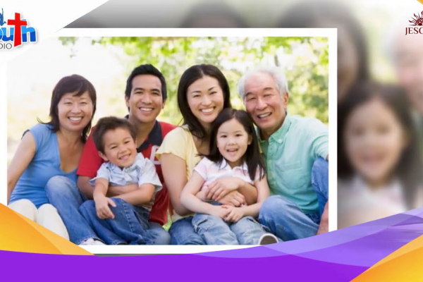 [Radio Người Trẻ] Mạng xã hội tấn công hạnh phúc gia đình