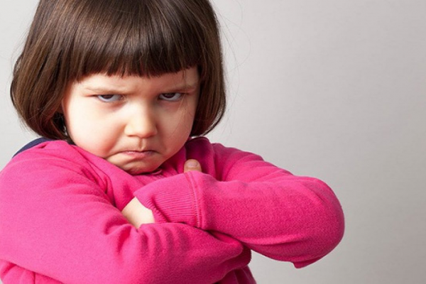 Xử trí với trẻ tính khí thất thường