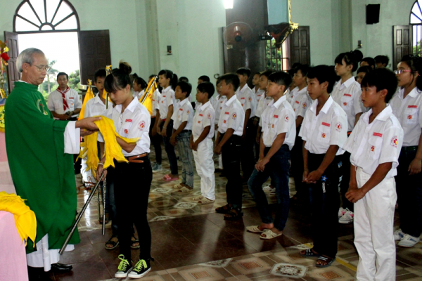 Thánh lễ ra mắt xứ đoàn TNTT Đaminh Sa-vi-ô - Giáo xứ Thanh Châu