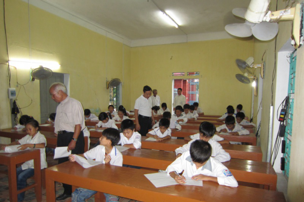 Thi sát hạch Giáo lý Thêm Sức tại Giáo xứ Mỹ Đình - 2012