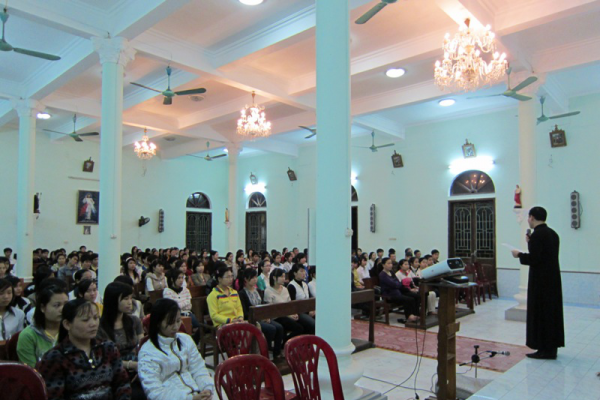 SVCGLĐP Thái Bình Tĩnh tâm Mùa Chay 2012
