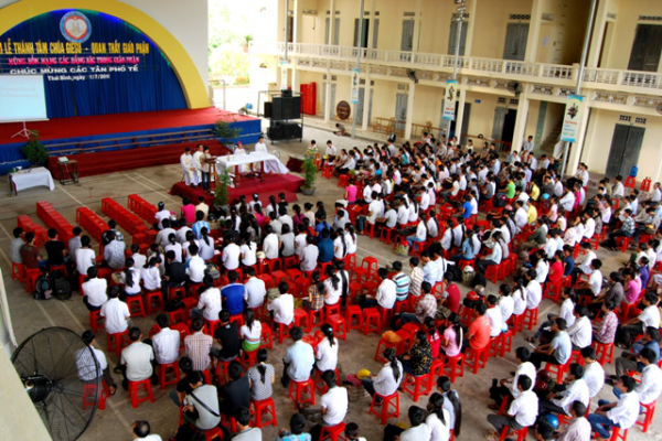 Sinh viên Công Giáo Liên địa phận tại Thái Bình - Chùm ảnh tiếp sức mùa thi 2011