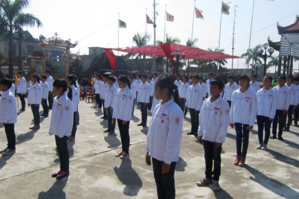 Liên đoàn TNTT Giuse Khang GPTB - Lễ ra mắt xứ đoàn Thiếu Nhi Thánh Thể Têrêxa - Giáo xứ Hợp Châu - 2015