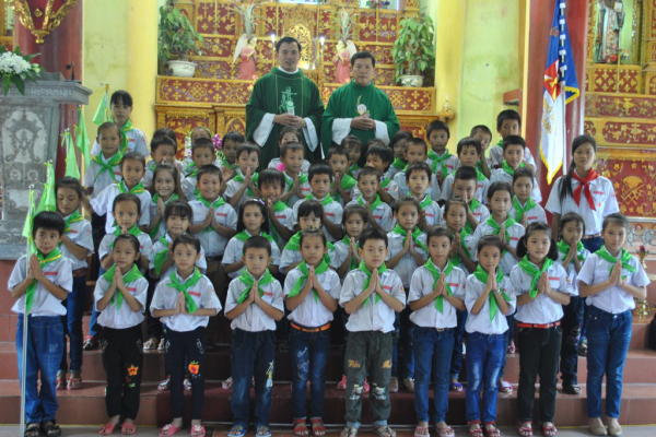 Liên đoàn TNTT Giuse Khang GPTB - Lễ ra mắt xứ đoàn TNTT Giáo xứ Tây Làng - 2015