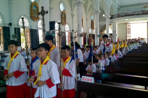 Xứ đoàn TNTT Phaolô Đổng – Gx Đông A mừng lễ Bổn Mạng