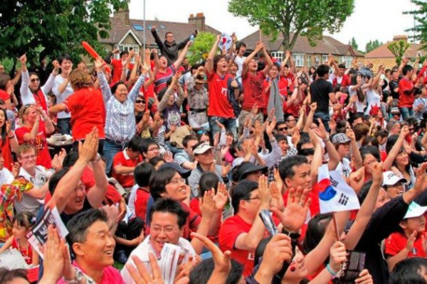 Nhóm Kinh thánh Giới trẻ Công giáo kỷ niệm 50 năm hoạt động tại Hàn Quốc
