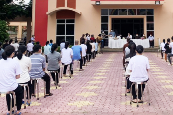 Buổi lễ gặp gỡ các tình nguyện viên tôn giáo hoàn thành một tháng phục vụ bệnh nhân Covid