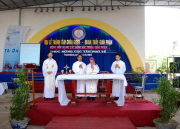 Sinh viên Công Giáo Liên địa phận tại Thái Bình - Chùm ảnh tiếp sức mùa thi 2011