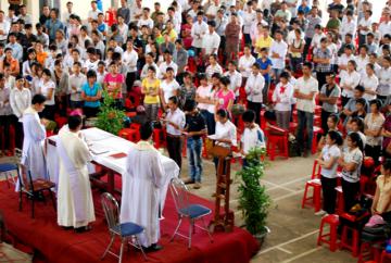 Sinh viên Công Giáo Liên địa phận tại Thái Bình - Chùm ảnh tiếp sức mùa thi 2011