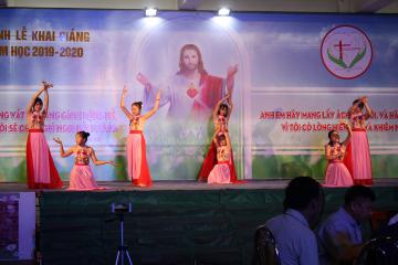 Chùm ảnh SVCGLĐP tại Thái Bình trong ngày lễ Khai Giảng năm học 2019 - 2020
