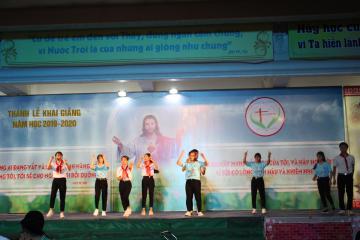 Chùm ảnh SVCGLĐP tại Thái Bình trong ngày lễ Khai Giảng năm học 2019 - 2020